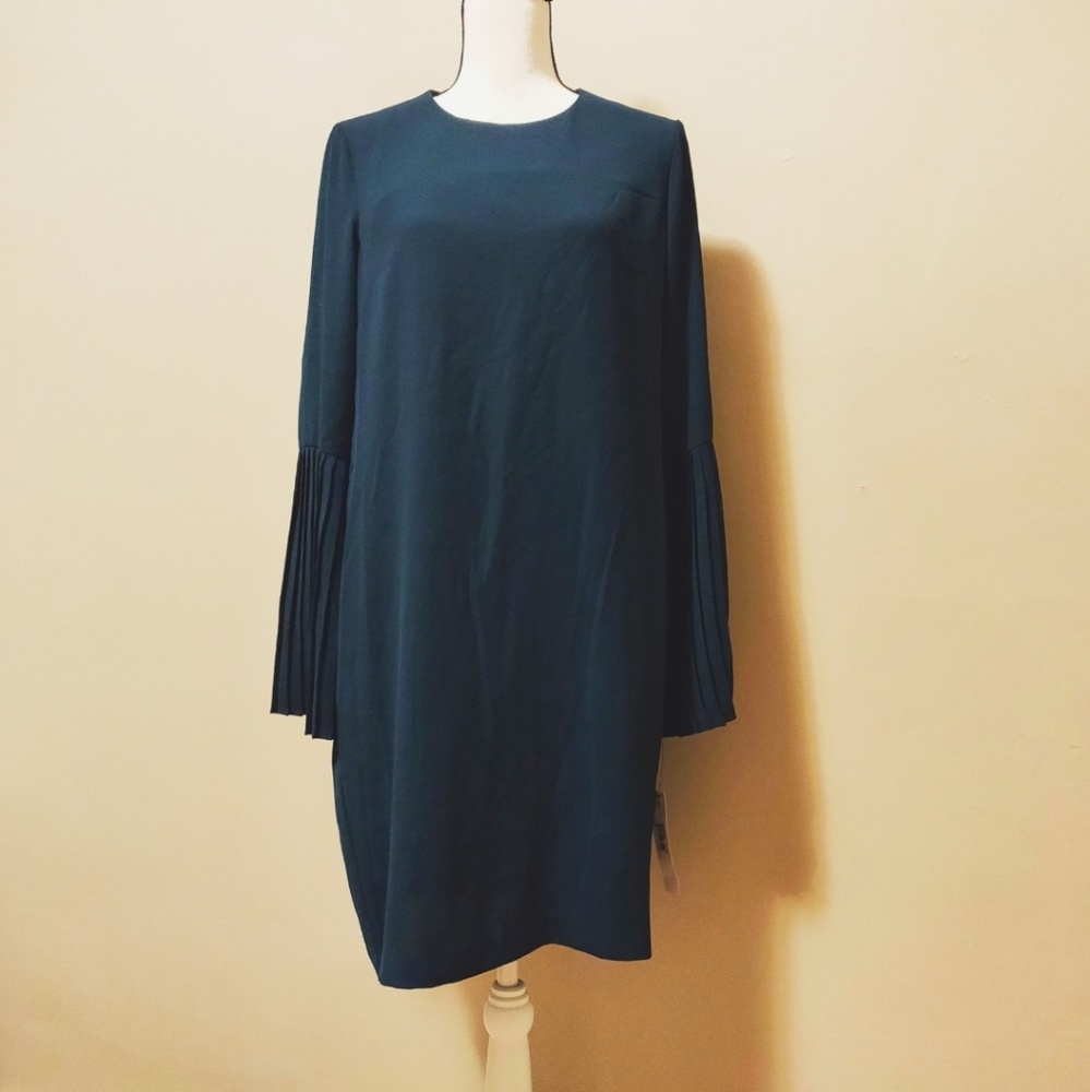 MAGGY LONDON NWT SIZE 12 DRESS